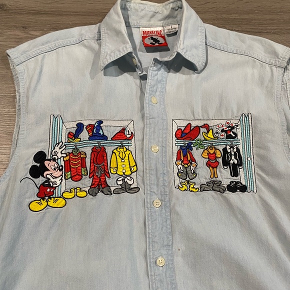 Vintage Mickey Mouse Outfit Change Denim Chambray Sleeveless Button Down - Picture 3 of 9